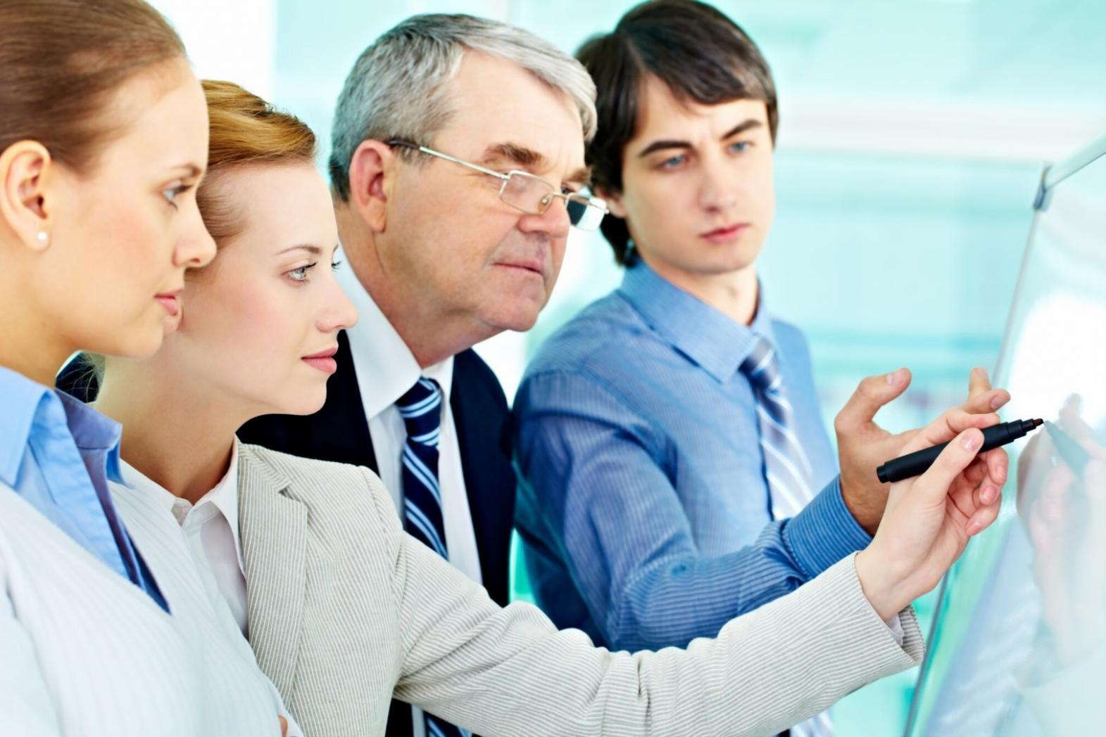 Interactive financial education workshop session